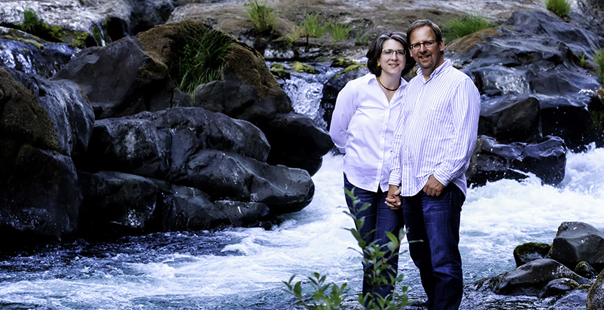 mike-elise-waterfall-photo